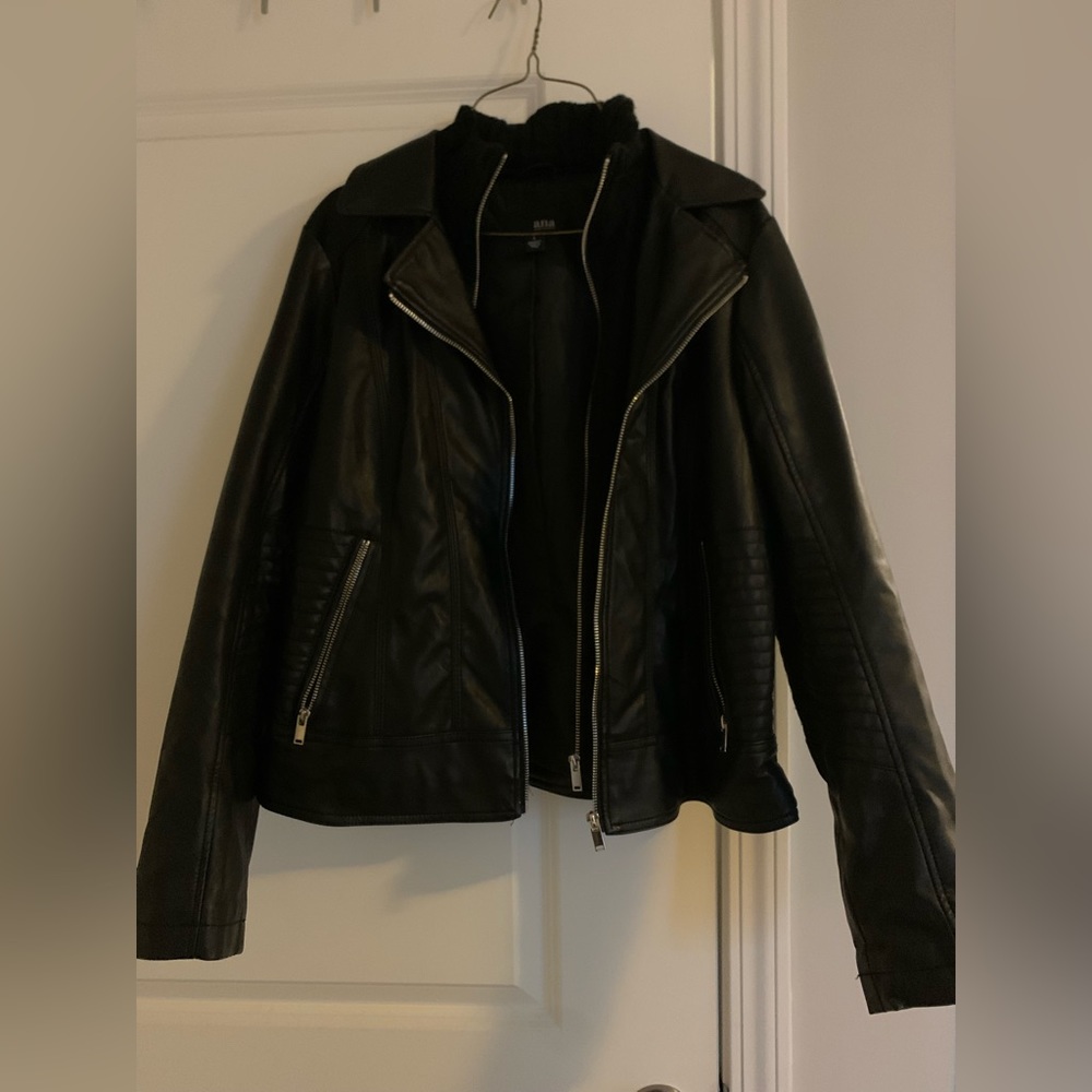 Black Leather Jacket With Wool Layer Underneath - image 3